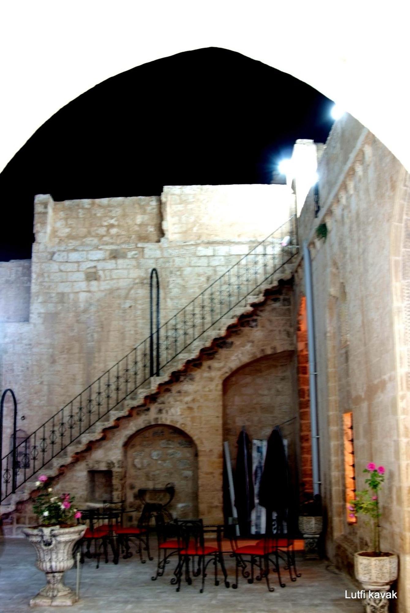 Kasr-I Abbas Hotel Mardin Exterior photo