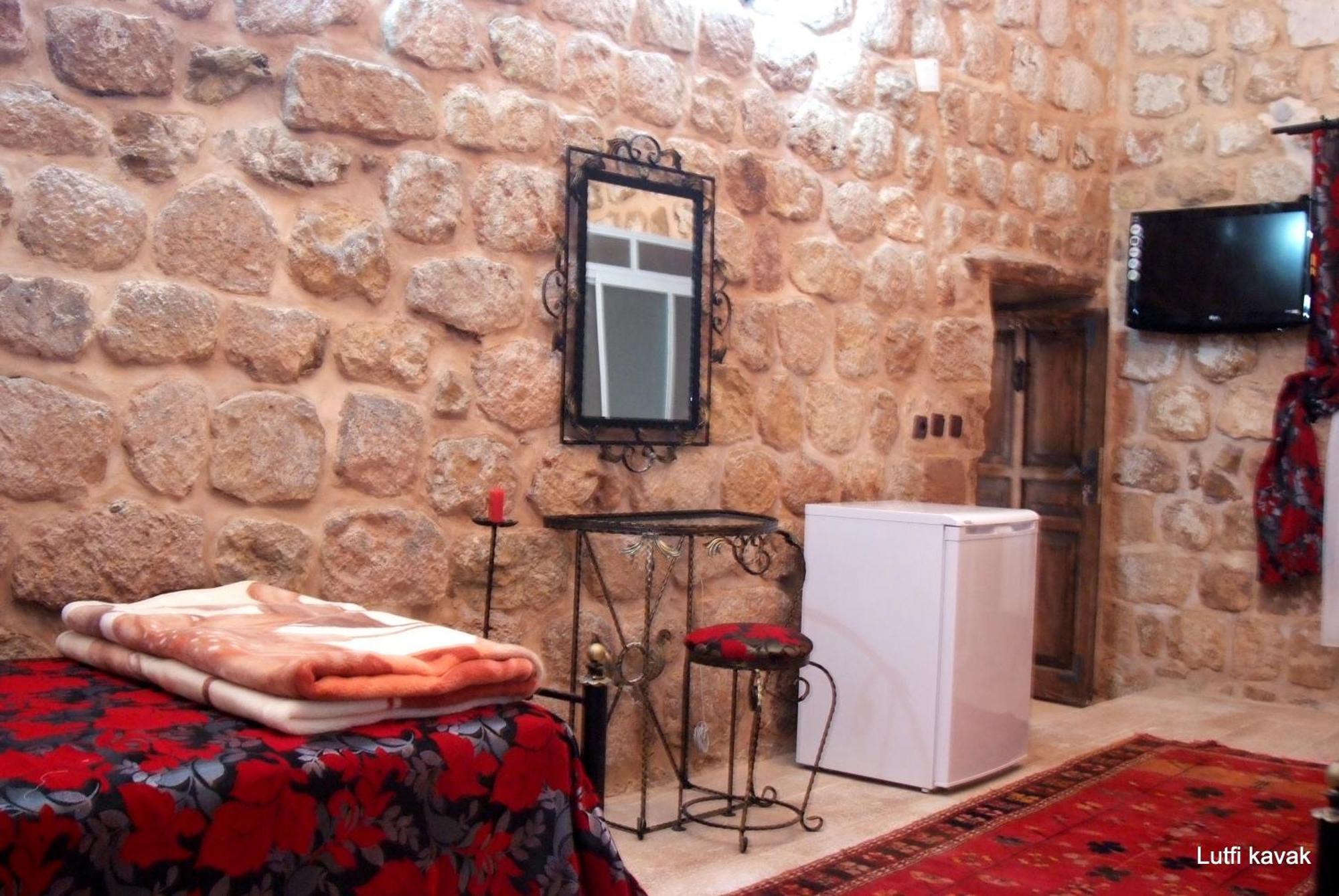 Kasr-I Abbas Hotel Mardin Exterior photo