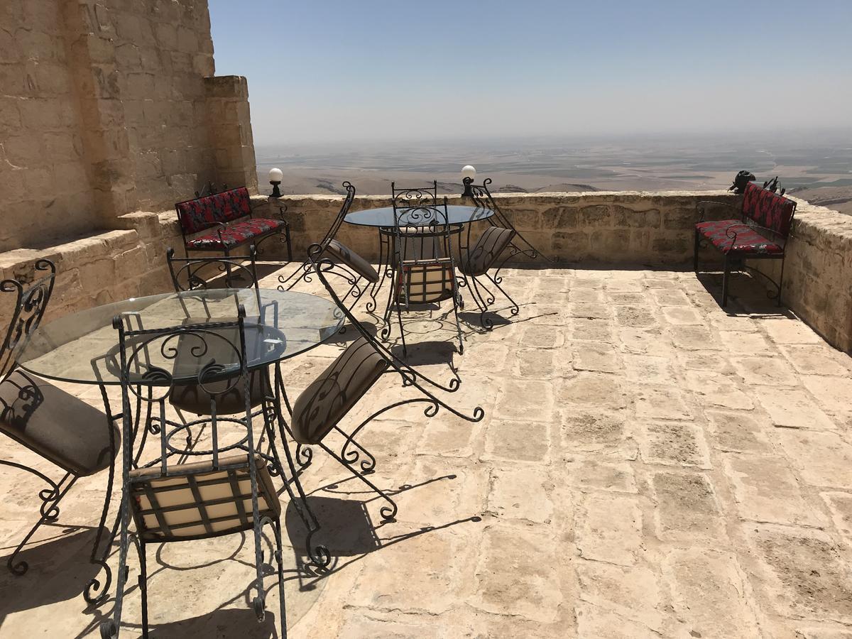 Kasr-I Abbas Hotel Mardin Exterior photo