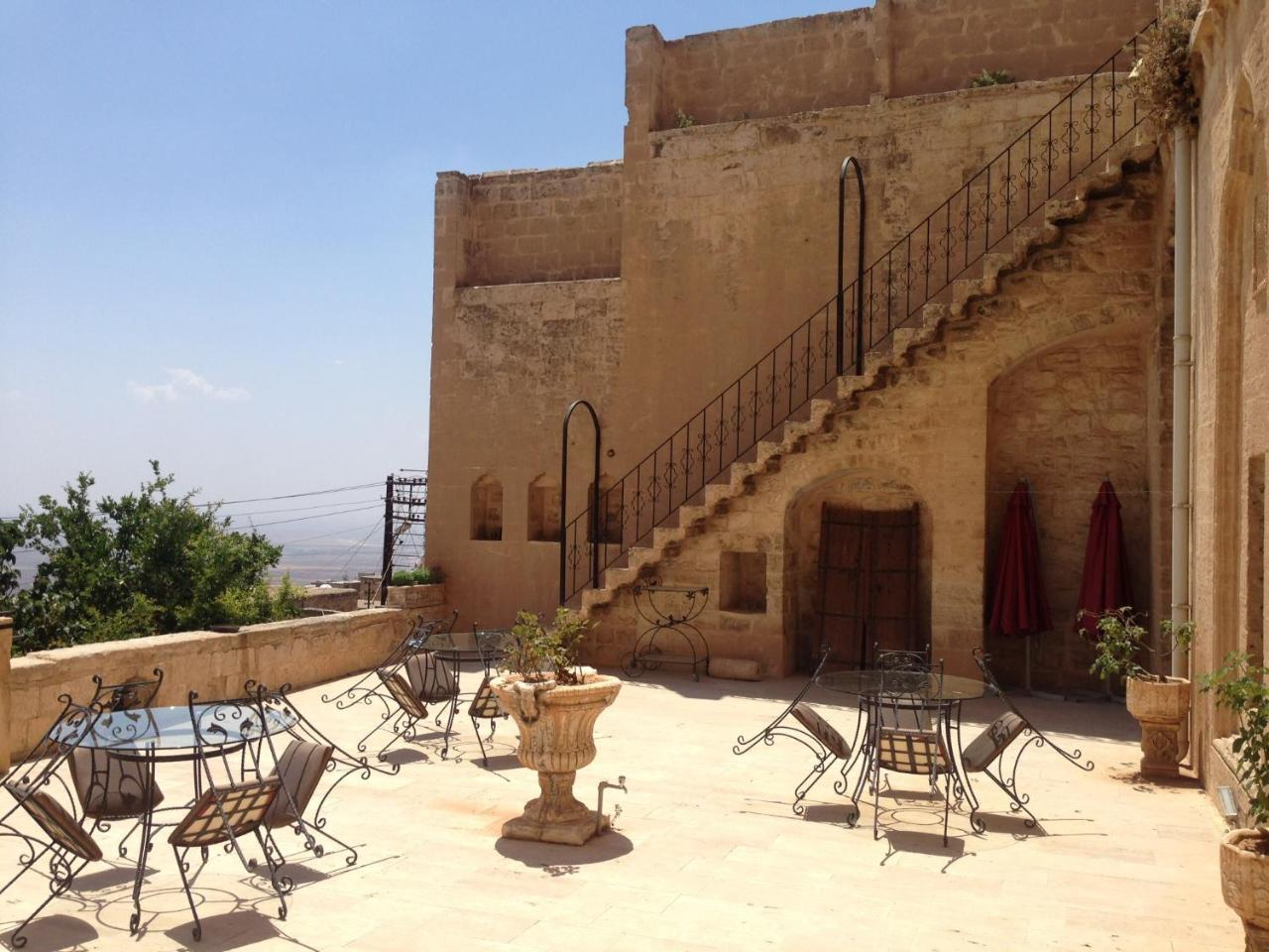 Kasr-I Abbas Hotel Mardin Exterior photo