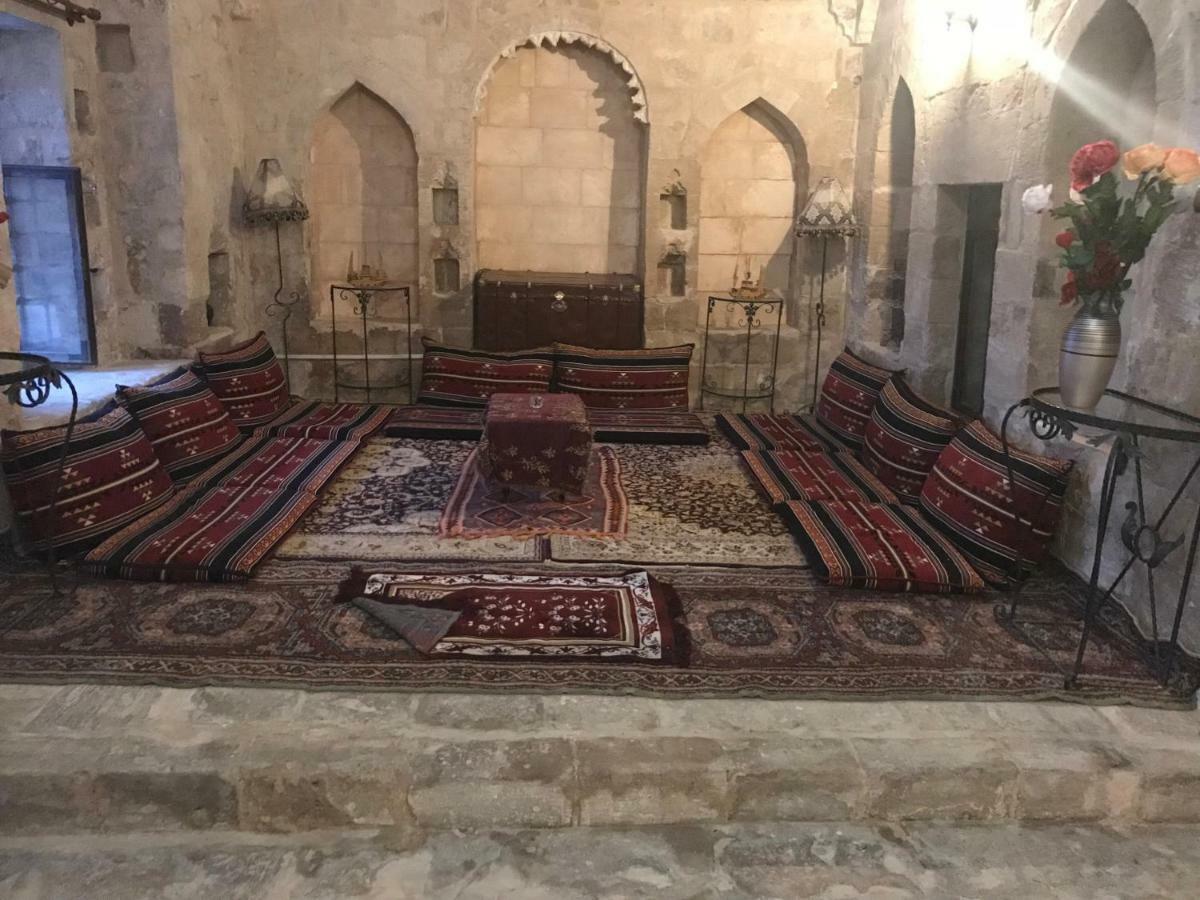 Kasr-I Abbas Hotel Mardin Exterior photo