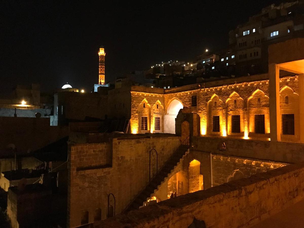 Kasr-I Abbas Hotel Mardin Exterior photo